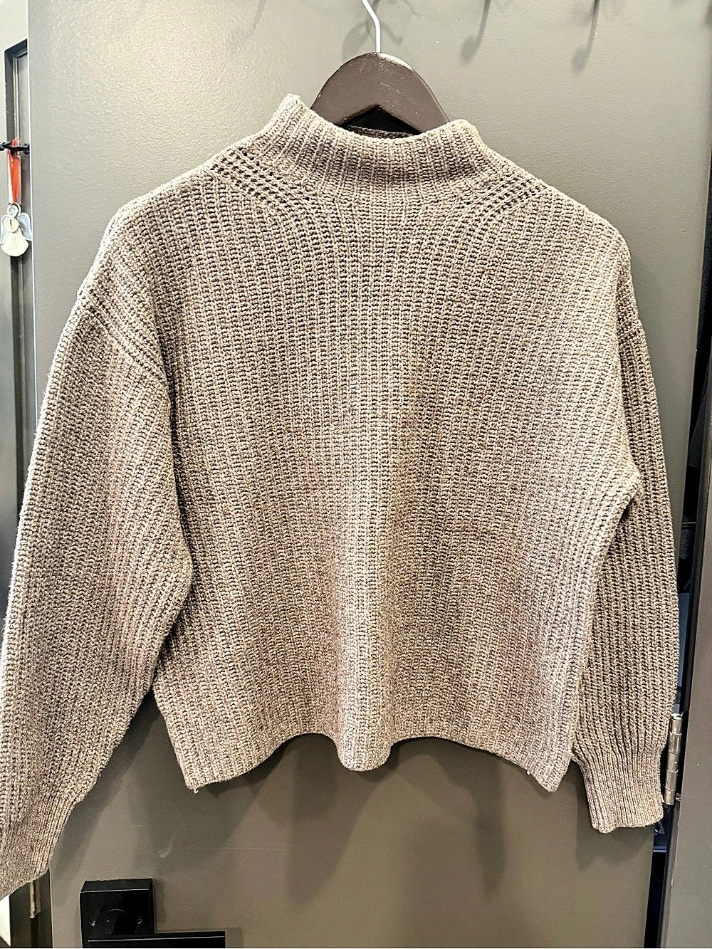 Old Navy SoSoft Cropped Mock-Neck Sweater Brown Small